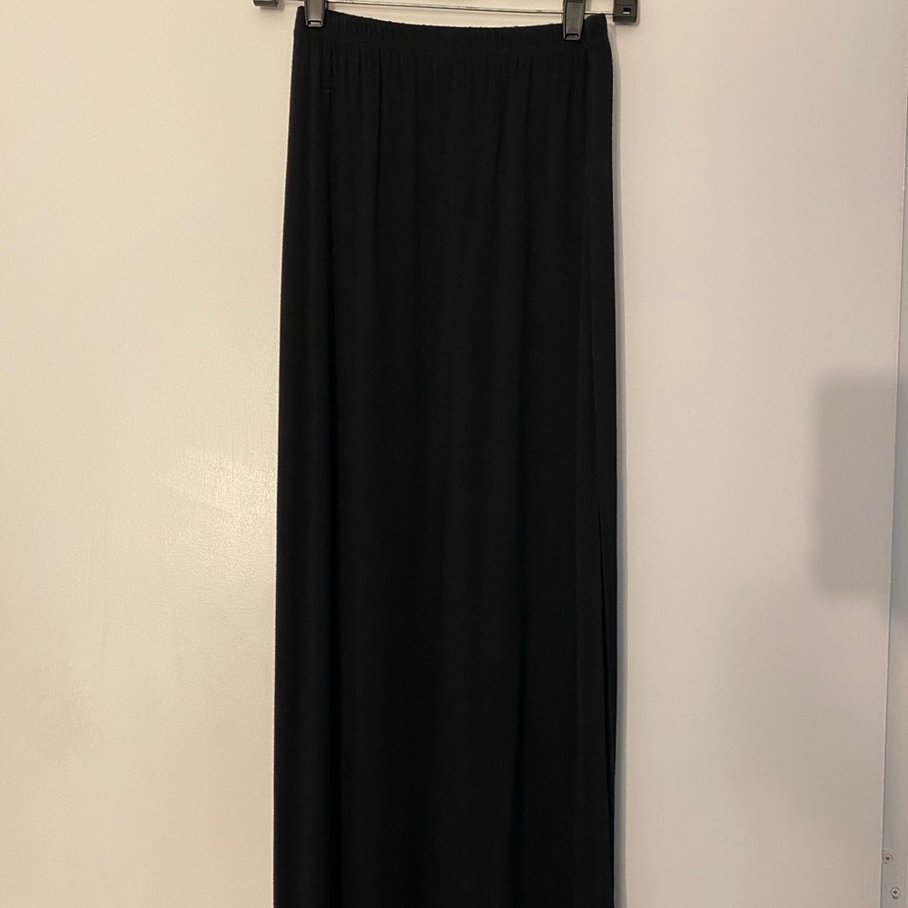 Black long maxi skirt